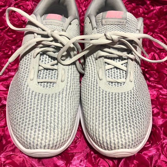 Nike Revolution 4 Women's - Picture 3 of 7